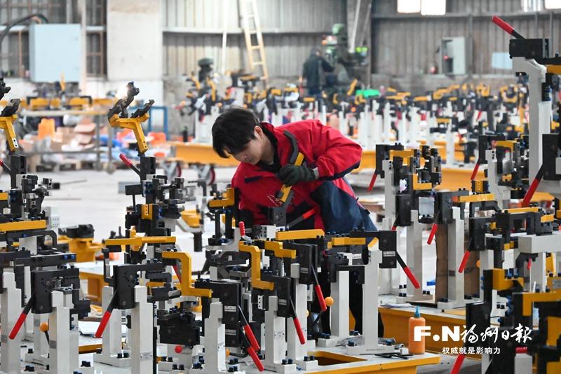 发力新能源赛道 东南汽车城汽配企业加“数”前行